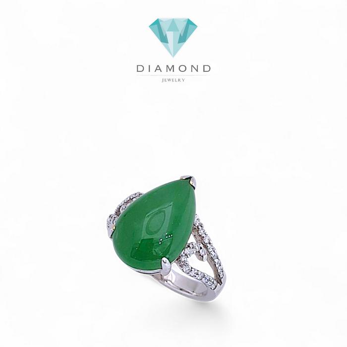 Giok Diamond Ring 18K / Diamond Jewelry