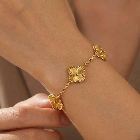 Gelang Bunga Clover Gold 18K 5 Motif Bunga Ukuran 15mm 13-15gr/ gold clover bracelet 18k - Vintage 15 mm