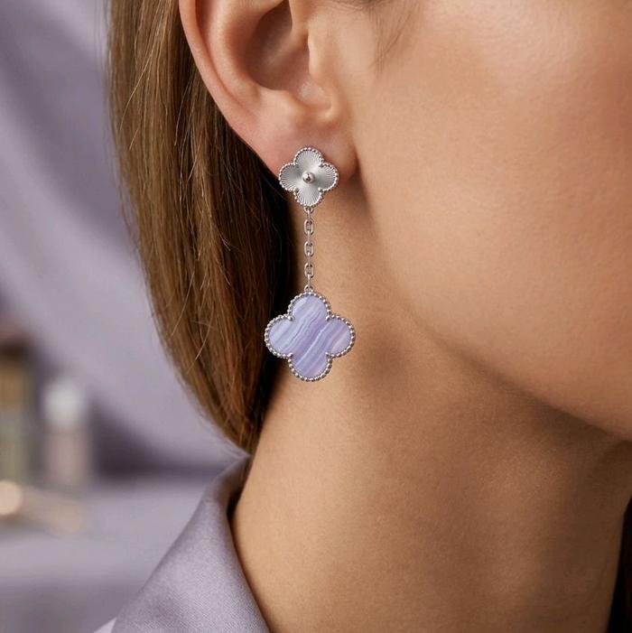 Alhambra Magic Earrings 18K / Diamond Jewelry / 113AB178300AB