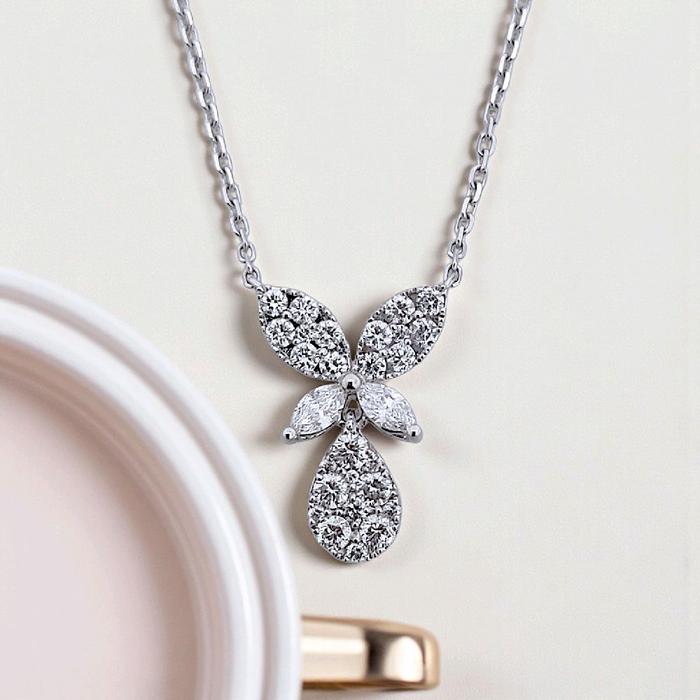 Butterfly Diamond Necklace 18K / Kalung Kupu-kupu Berlian 18K / Diamond Jewelry 395KB30300GTLS-HT
