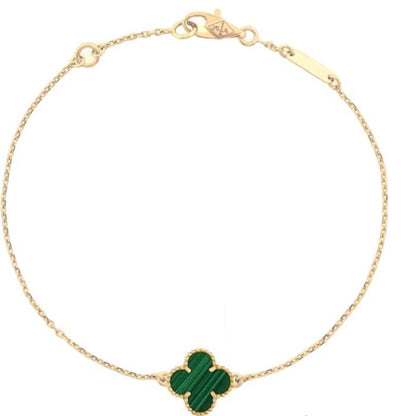 Sweet alhambra VCA gold 18 K Diamond Jewelry