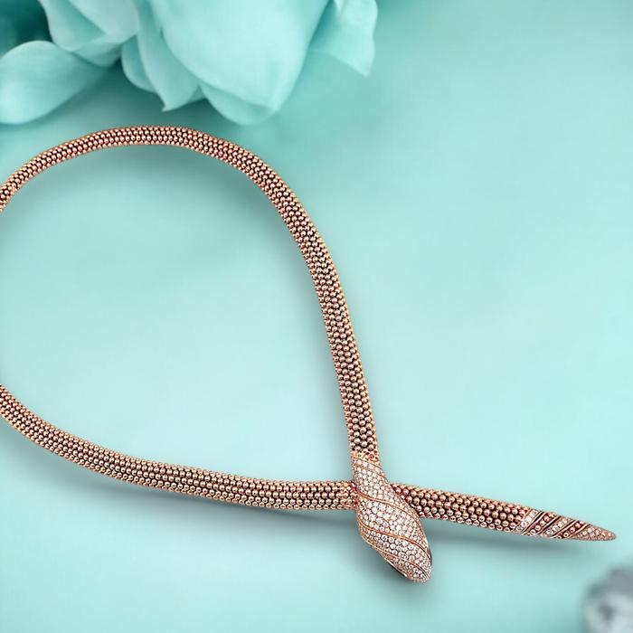 Serpenti Necklace / Diamond Jewelry