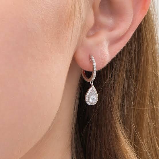Pearshape dangling diamond earring 18k -Diamond jewelry