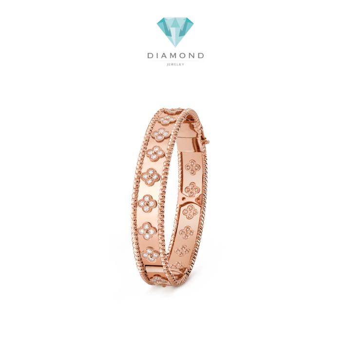 VCA Perlee Diamond Bangle with 18 K Rose Gold Diamond Jewelry