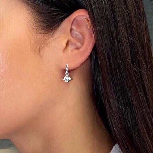 Anting Clover Gantung 750K Diamond Jewelry 362AMS2LS HT