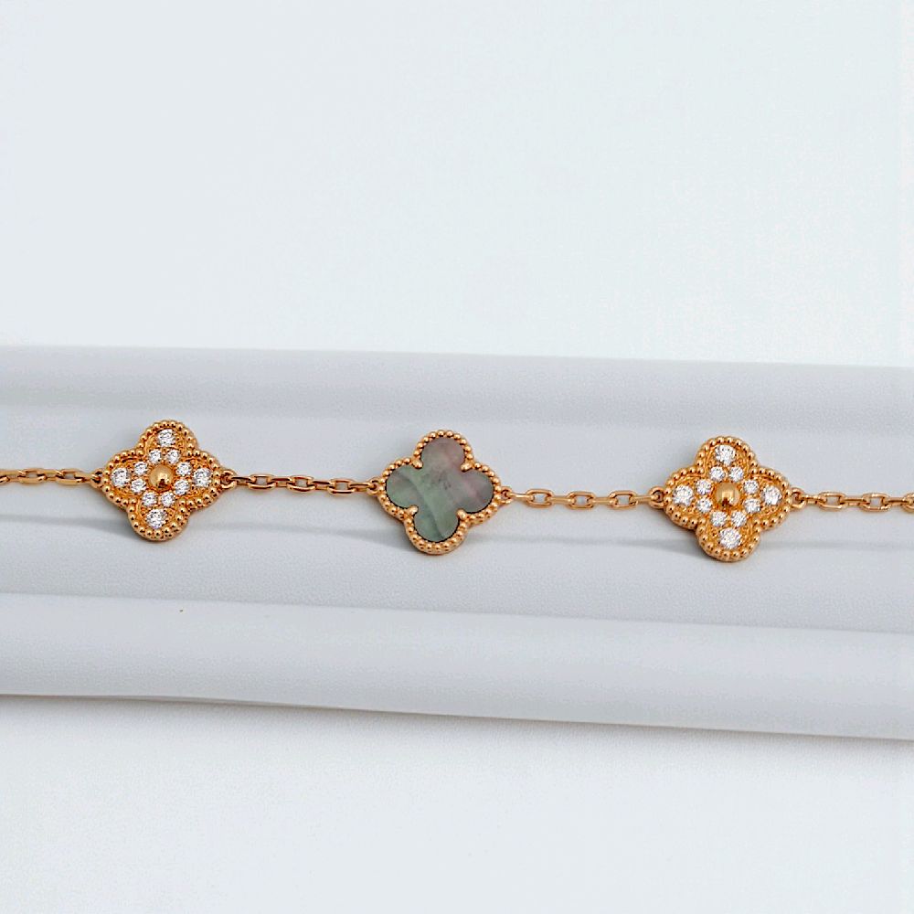 Clover Grey Pearl And Diamond 18k -Diamond Jewelry 110GBD161800AB-(3900HT)