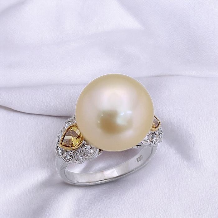 Pearl Diamond Ring 18K / Diamond Jewelry