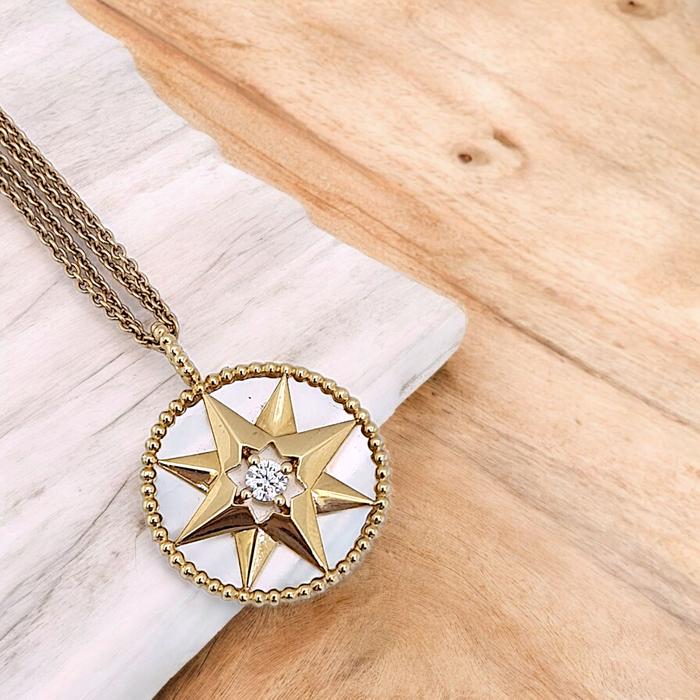 Liontin Star Lucky Diamond 18K- Liontin Fashion/ Diamond Jewelry