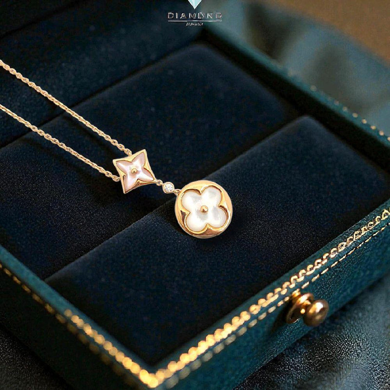 Rose Gold Diamond Necklace 18K / Kalung Emas Mawar Berlian 18K / Diamond Jewelry / 150KBD85000AB
