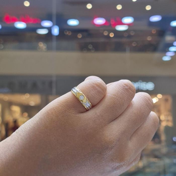 Gold Diamond Ring 18K / Diamond Jewelry