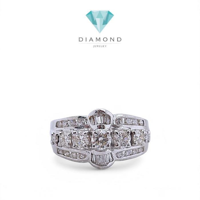 Ring Diamond 18K / Diamond Jewelry