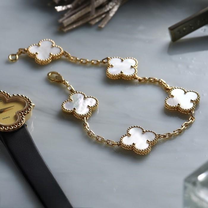 White 5 clover vintage bracelet 18K Gold MOP -Diamond Jewelry/ gelang emas clover putih mutiara