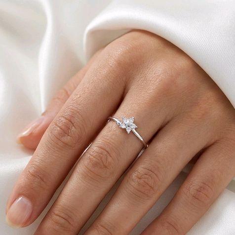 Star Gold Ring 700K / Cincin Bintang Emas 700K / 434CMS063LS