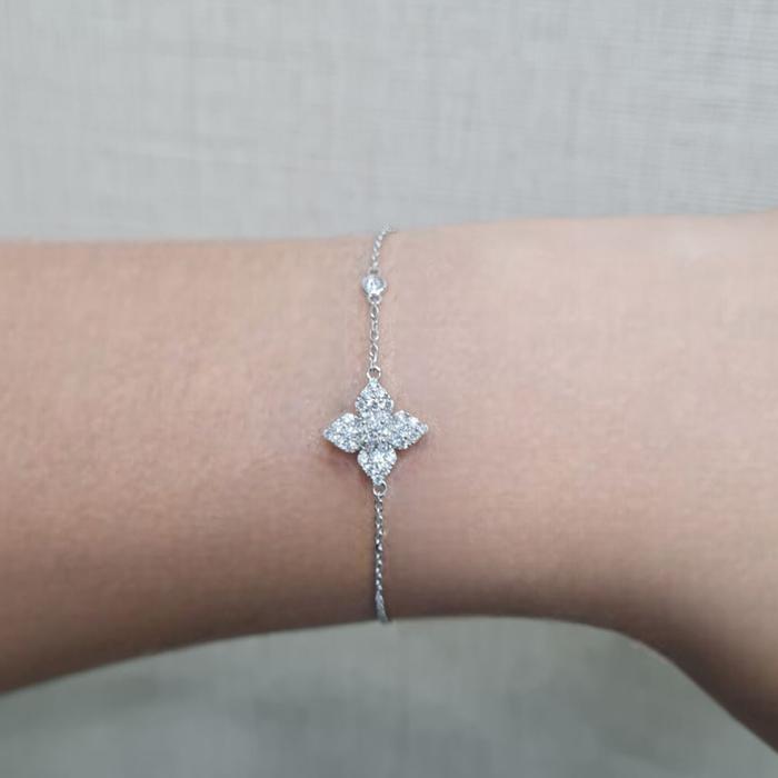 Flower Diamond Bracelet 18K / Diamond Jewelry