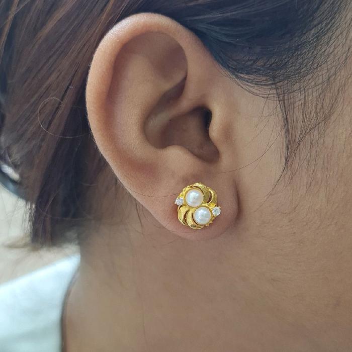 Anting Mas Mutiara 23K-Diamond Jewelry-311AMSWP4