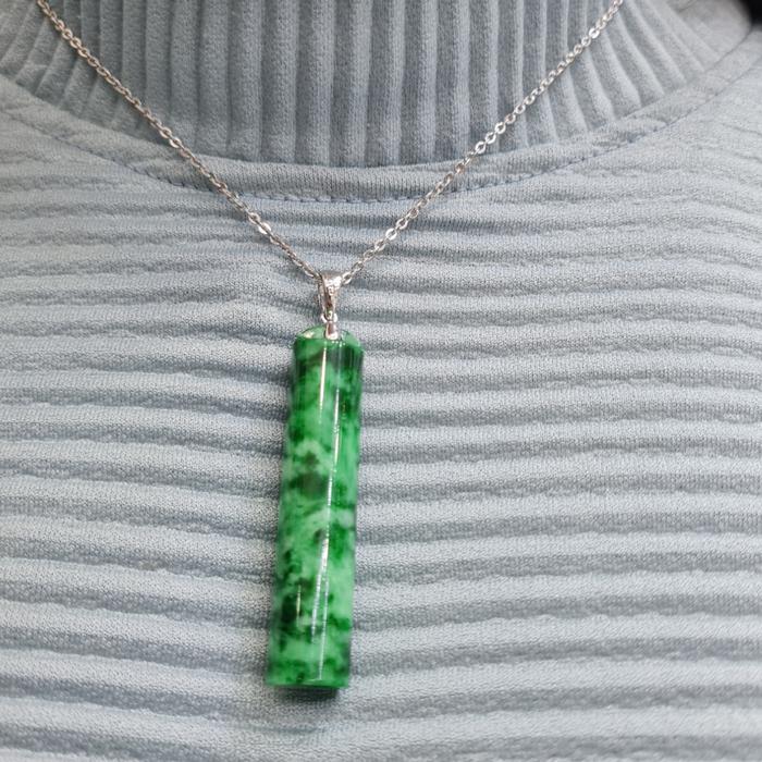 Liontin Giok 18K / Diamond Jewelry