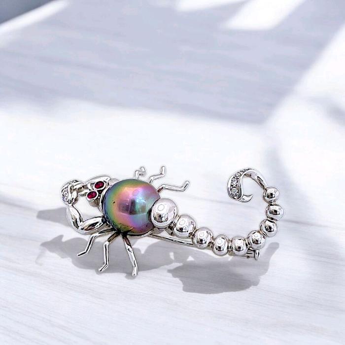 Scorpion Pearl Diamond Bross 18K / Diamond Jewelry