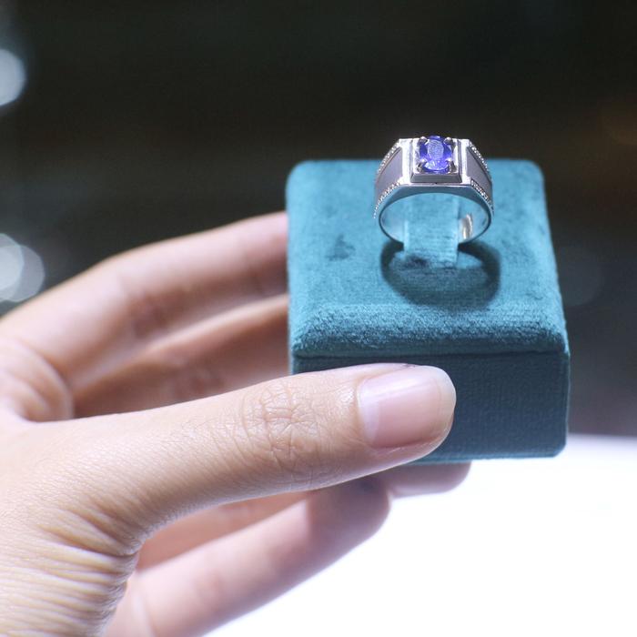 Cincin  Sapphire blue safir Diamond Ring Berlian 18k-Diamond Jewelry