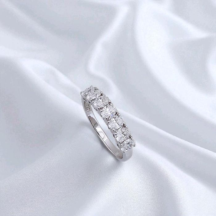 Listring Oval Diamond Ring 18K / Cincin Berlian Listring Oval 18K / Diamond Jewelry 363CB1300PGKLS-HT