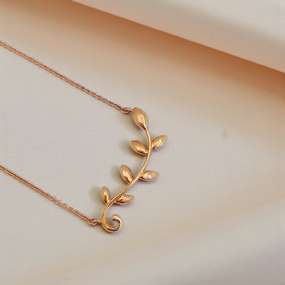 Leaf Necklace 18K / Kalung Daun 18K / Diamond Jewelry 422KBD486RY - HT