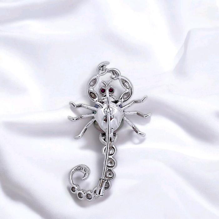 Scorpion Pearl Diamond Bross 18K / Diamond Jewelry