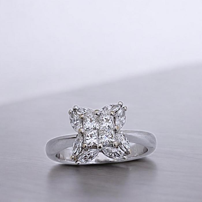 Diamond clover princess square Ring Diamond 18K / /Cincin berlian square  princess clover/Diamond Jewelry