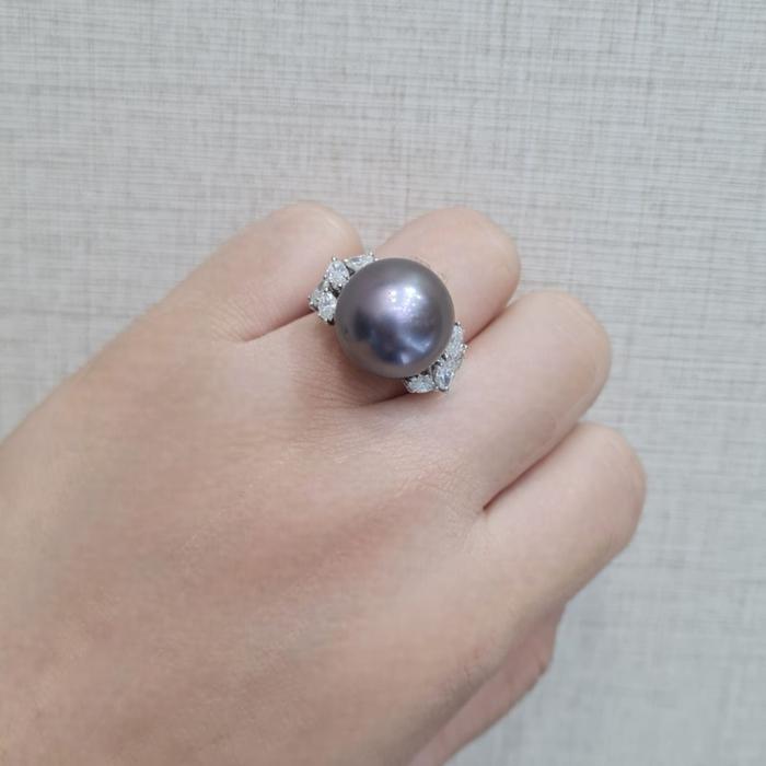 Black Pearl Diamond Ring 18K / Diamond Jewelry
