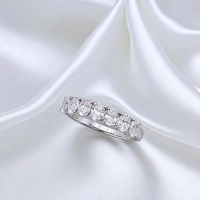 Listring Oval Diamond Ring 18K / Cincin Berlian Listring Oval 18K / Diamond Jewelry 363CB1300PGKLS-HT
