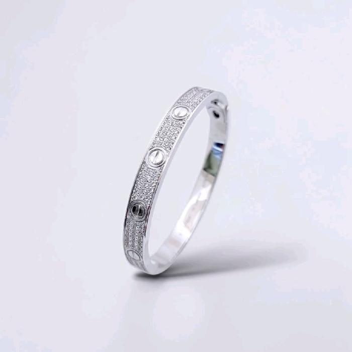 Love Full Diamond Pave Bangle 18K / Diamond Jewelry / 177GBD674000AB