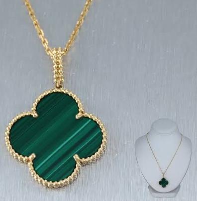 Vca Green Malachite Magic pendant necklace 18K gold -Diamond Jewelry