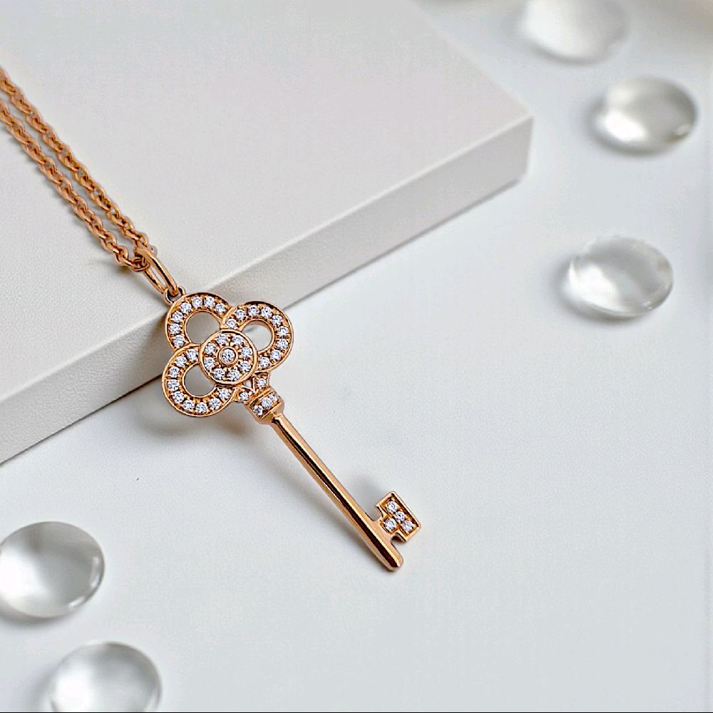 Key Diamond Necklace 18K / Kalung Kunci Berlian 18K / Diamond Jewelry 135KBD55000AB HT