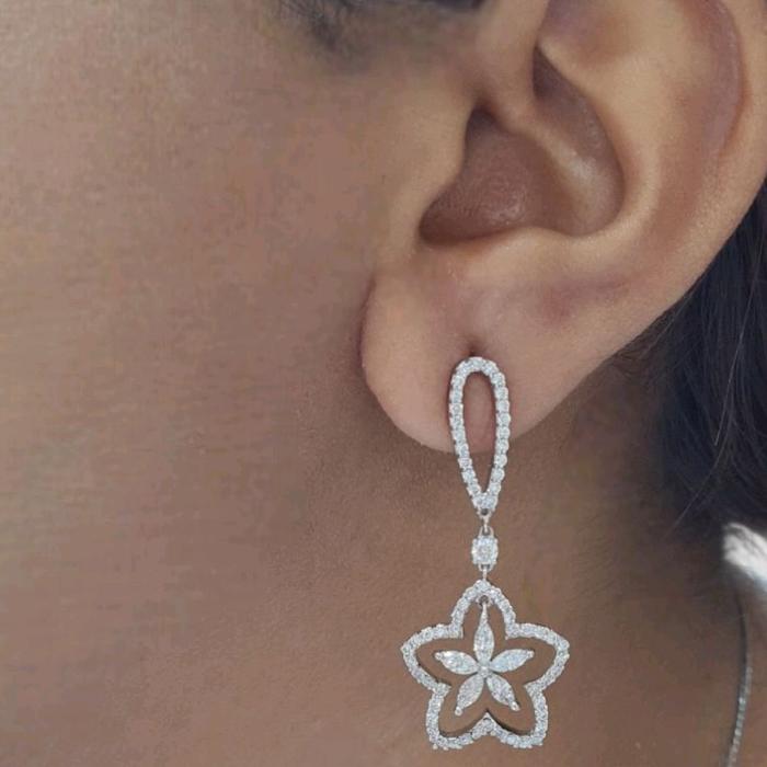 Anting Diamond Star Earring 18k -Diamond Jewelry