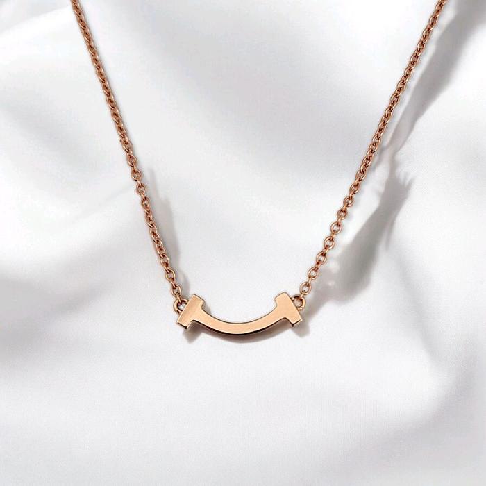 Small Smile Necklace 18K / Diamond Jewelry 394KBD266RY