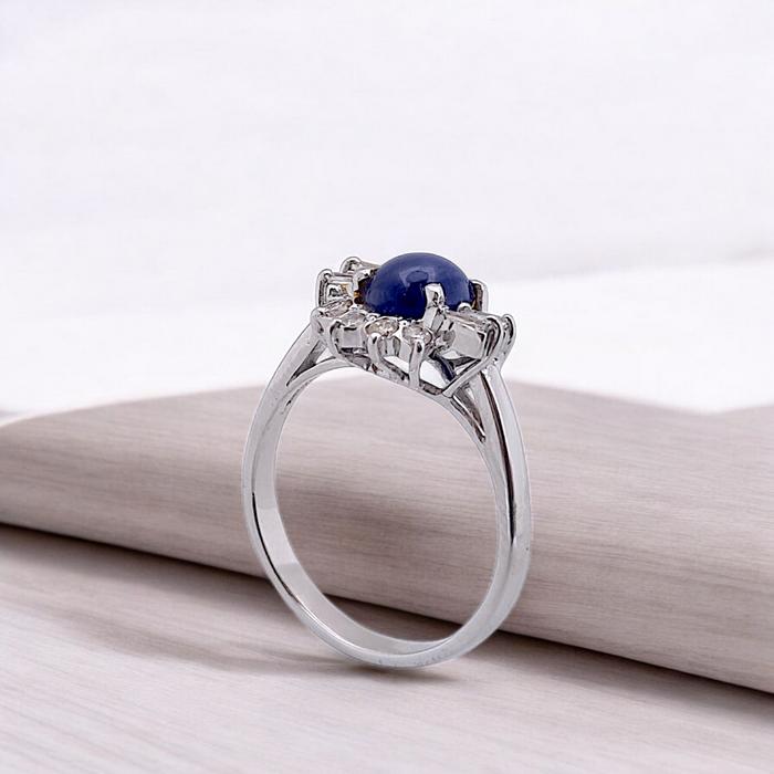 Blue Sapphire Diamond Ring 18K / Diamond Jewelry