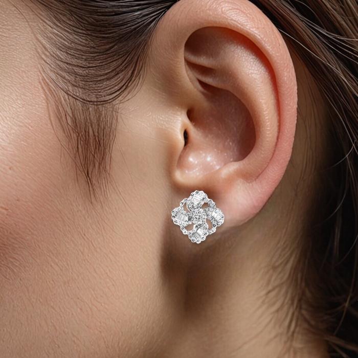 Anting berlian tapper bunga 18k-diamond jewelry