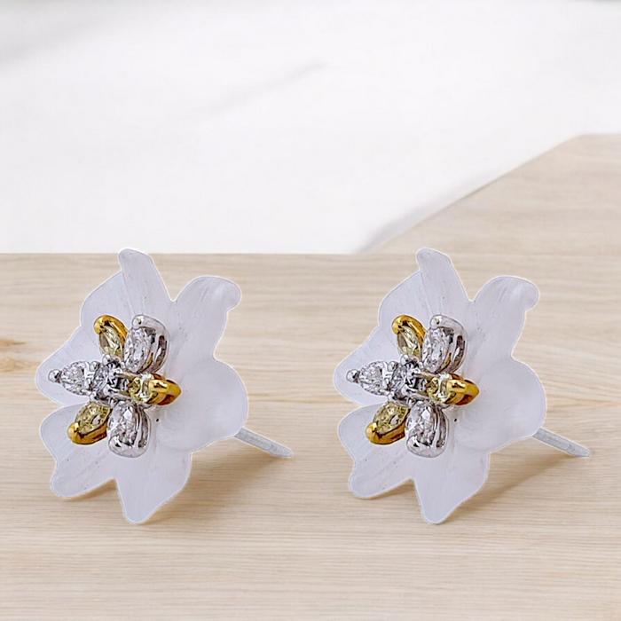 Flower Diamond Earring white magonie gemstone diamond  earring 18K / Diamond Jewelry