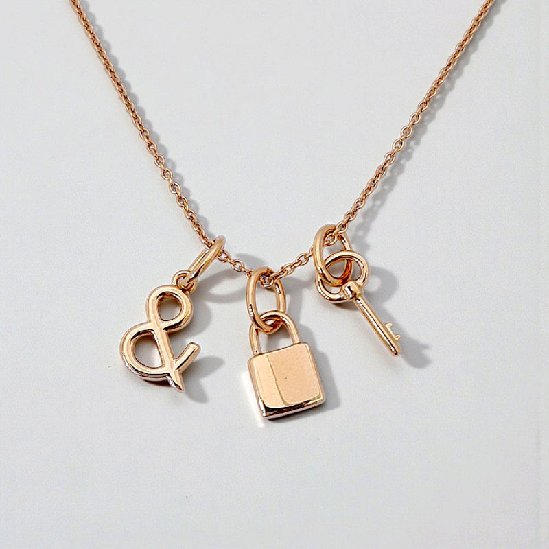 Lock And Key Necklace 18K / Kalung Gembok dan Kunci 18K / Diamond Jewelry 416KBD698RY