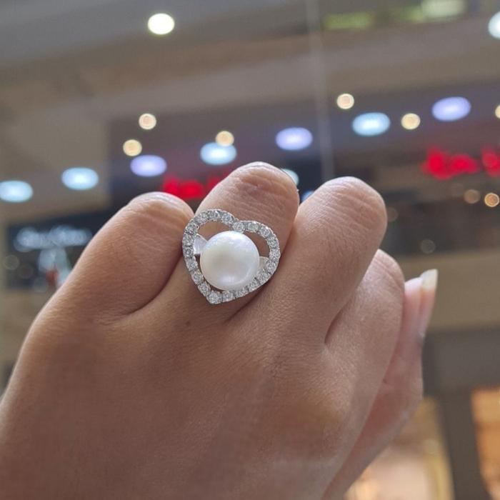 Love Diamond Pearl Ring 18K / Diamond Jewelry