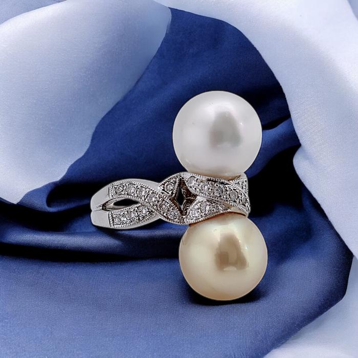 Duo Pearl Diamond Ring 18K / Diamond Jewelry