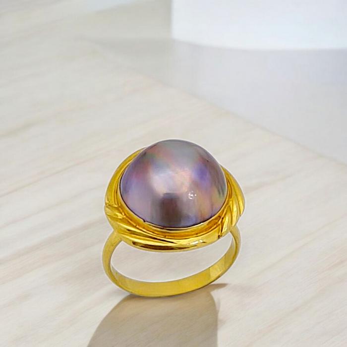 Black Blistar Pearl Ring 18K / Diamond Jewelry