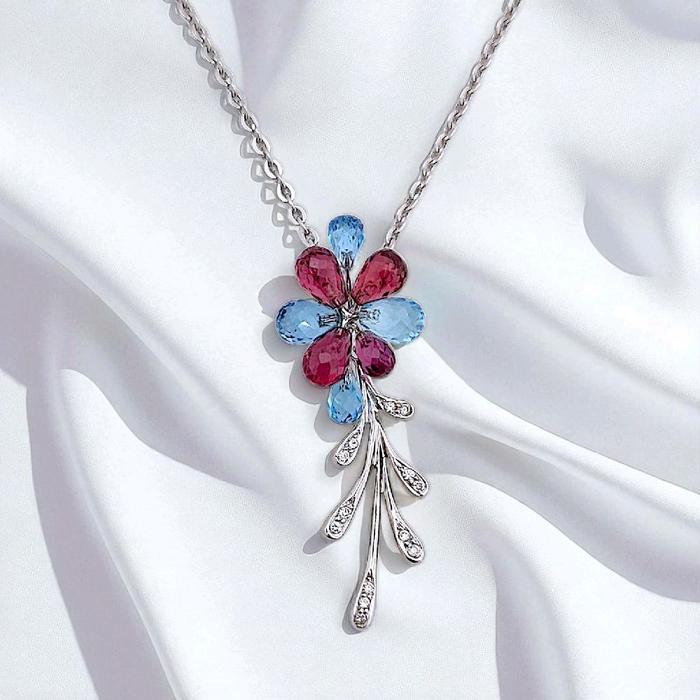 Liontin Flower Topaz Diamond 18K / Diamond Jewelry 12LBGT154WP-HT