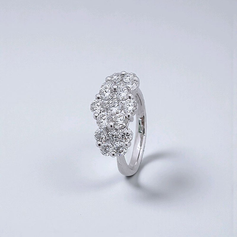 Tri Flower Diamond Ring 18K / Cincin Berlian Tiga Bunga 18K / Diamond Jewelry 373CB17300KVLS -HT