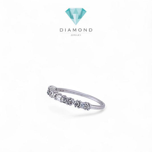 Diamond Baguette Ring 18K / Diamond Jewelry