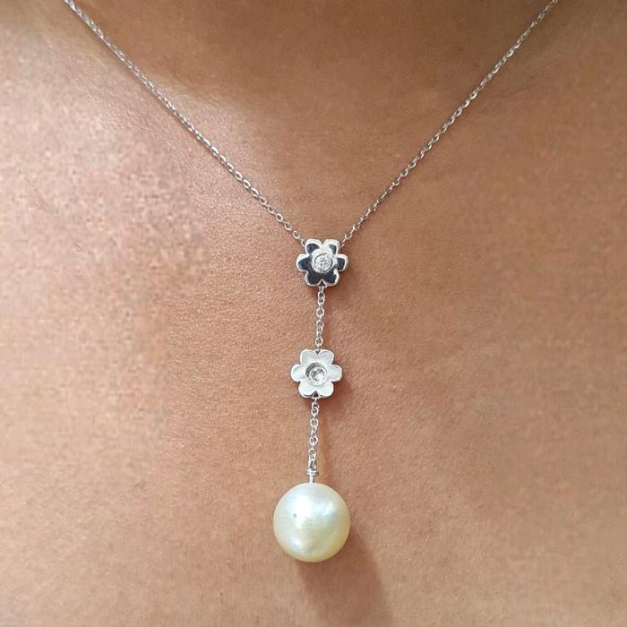Liontin Flower Pearl Diamond 18K / Diamond Jewelry 4LMGT200WP-HT