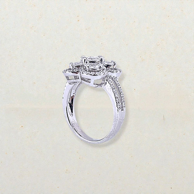 Flower Diamond Ring 18K / Cincin Bunga Diamond Jewelry / 4CB1335PP