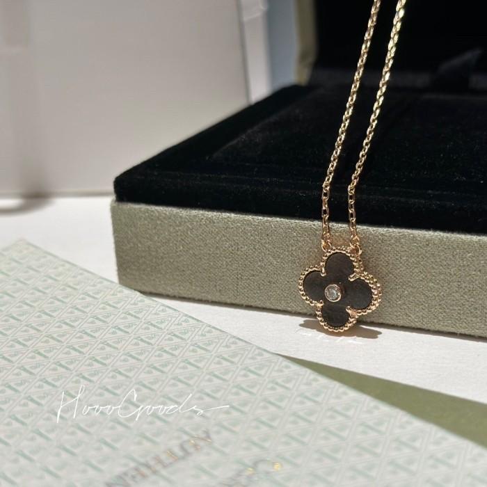 Holiday grey/yellow vca necklace 18k gold-Diamond Jewelry