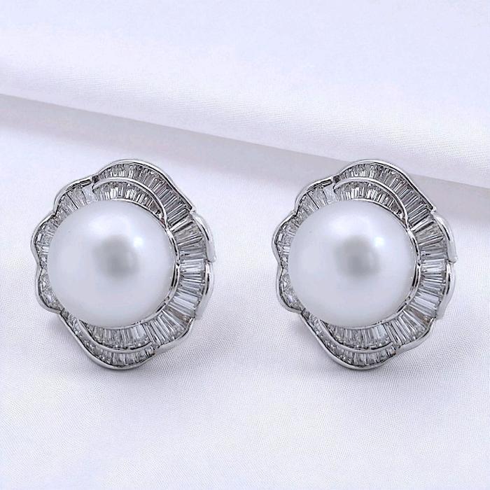 Flower Pearl Diamond Earring 18K / Diamond Jewelry 1AMKV215000WP-HT