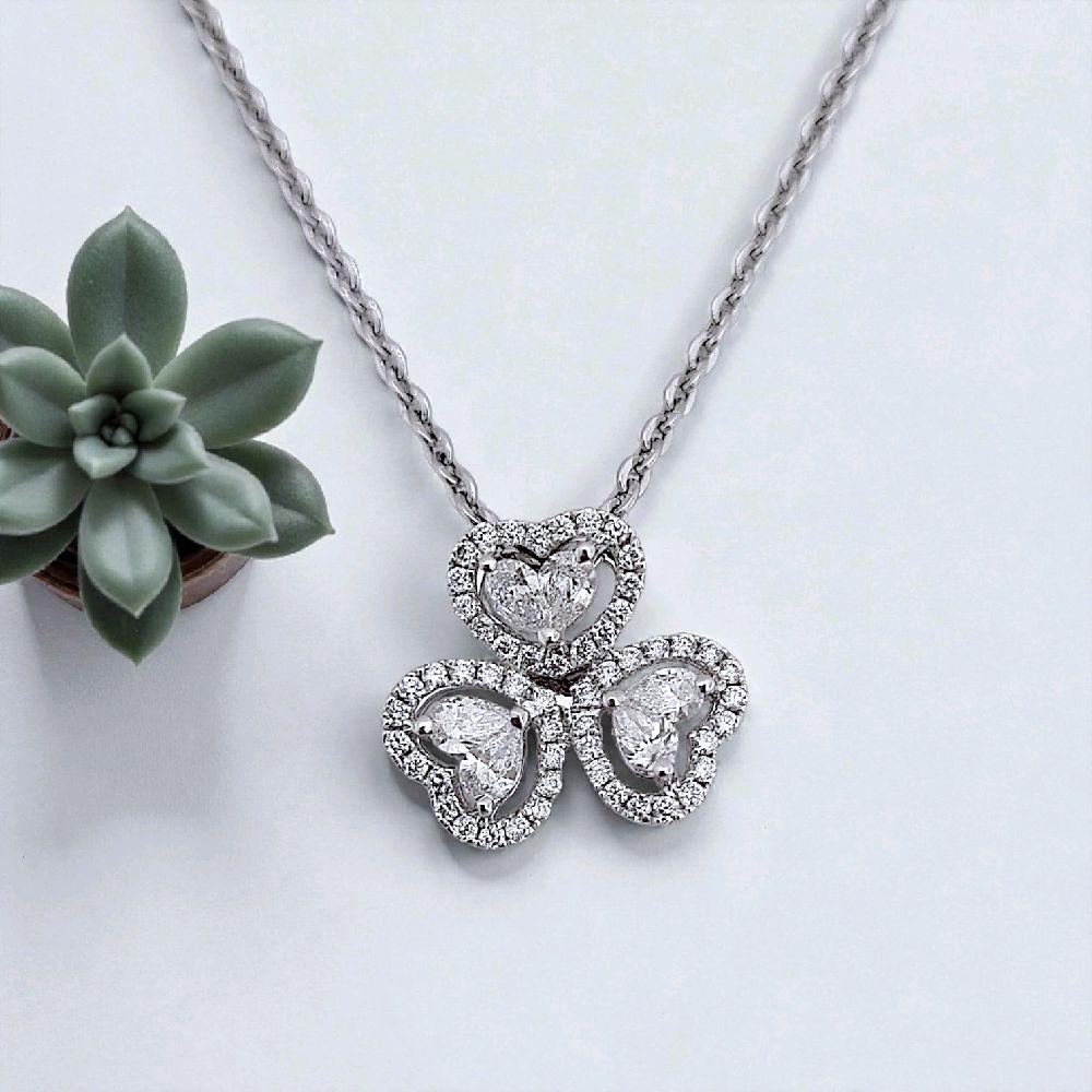 Tri Heart Diamond Pendant 18K / Liontin Berlian Tiga Hati 18K / Diamond Jewelry 399LB6700KVLS-HT