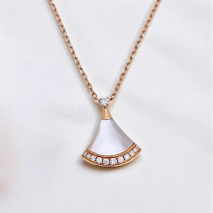 Diva MOP Diamond Necklace 18K / Kalung Berlian Diva Mutiara 18K / Diamond Jewelry  397KBDAB63800LS-HT