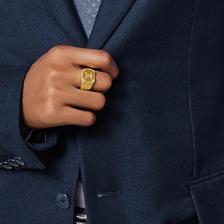 Signet monogram ring unisex 18k gold-Diamond Jewelry